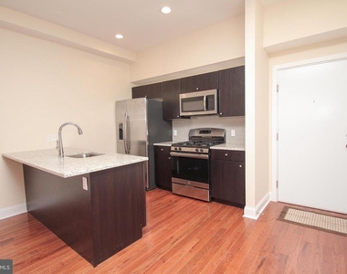 1218 S 8th Street - Photo Thumbnail 1