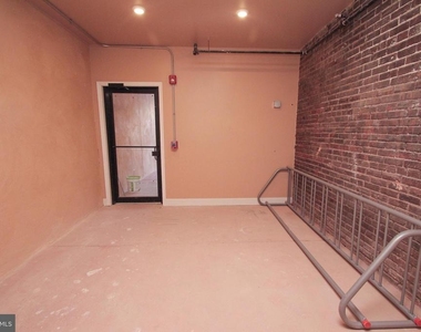 1218 S 8th Street - Photo Thumbnail 16
