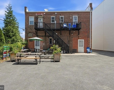 5548 Ridge Avenue - Photo Thumbnail 14
