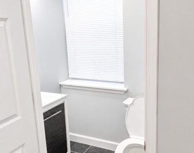 3133 Euclid Avenue - Photo Thumbnail 14