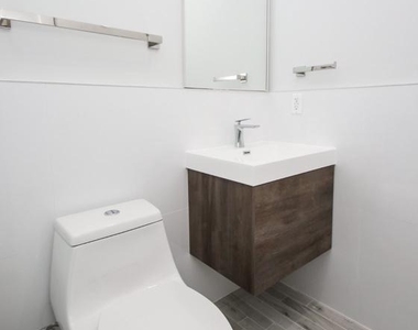 810 N Uber Street - Photo Thumbnail 24