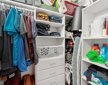 224 W Rittenhouse Square - Photo Thumbnail 7