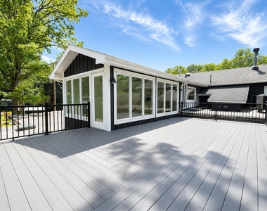 15300 Red Arrow Highway - Photo Thumbnail 15