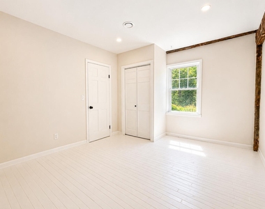 15300 Red Arrow Highway - Photo Thumbnail 11