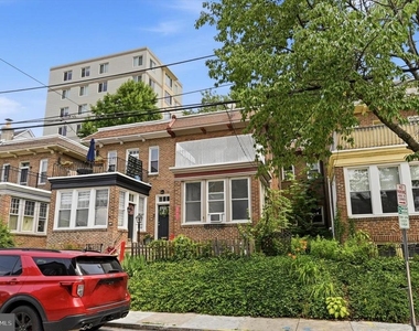 1 W Athens Avenue - Photo Thumbnail 22
