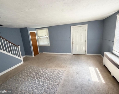 1123 Chester Pike - Photo Thumbnail 2