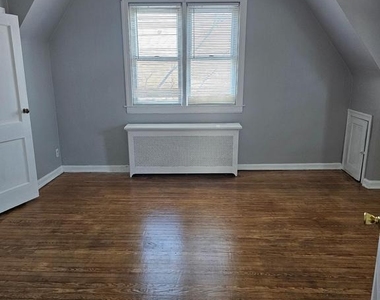 1301 Hook Road - Photo Thumbnail 1