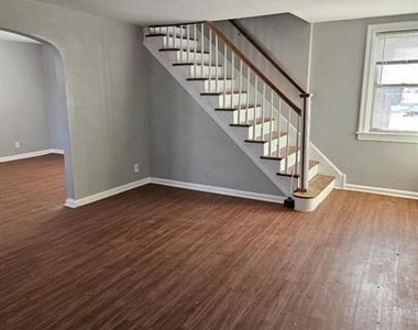1301 Hook Road - Photo Thumbnail 6