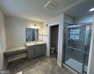 512 Lewis Street - Photo Thumbnail 49