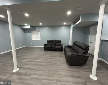 512 Lewis Street - Photo Thumbnail 37