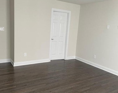 512 Lewis Street - Photo Thumbnail 22
