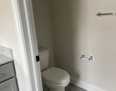 512 Lewis Street - Photo Thumbnail 27