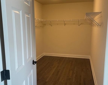 512 Lewis Street - Photo Thumbnail 29