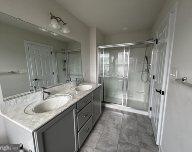 512 Lewis Street - Photo Thumbnail 57