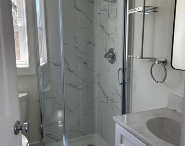 146 N Walnut Street - Photo Thumbnail 9