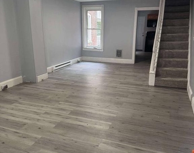 574 Harmony Street - Photo Thumbnail 5
