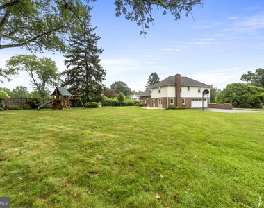 1026 Waltham Road - Photo Thumbnail 33