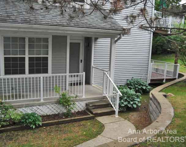 4299 Pine Ridge Court - Photo Thumbnail 1