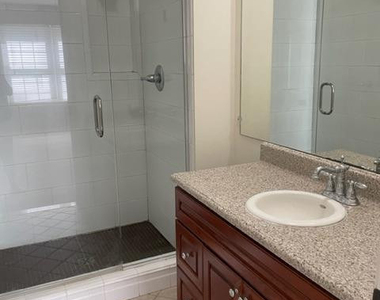 4299 Pine Ridge Court - Photo Thumbnail 11