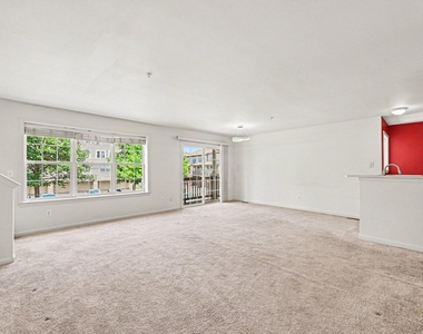 2878 Barclay Way - Photo Thumbnail 4