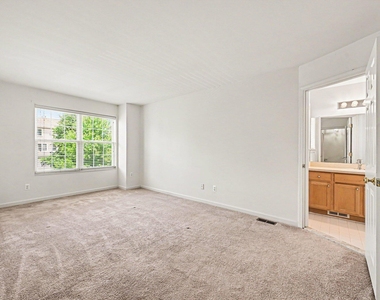 2878 Barclay Way - Photo Thumbnail 19