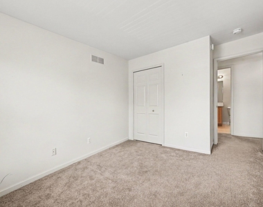 2878 Barclay Way - Photo Thumbnail 26