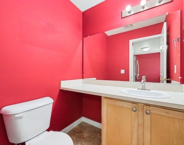 2878 Barclay Way - Photo Thumbnail 14