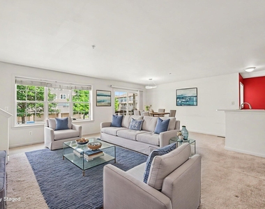 2878 Barclay Way - Photo Thumbnail 3