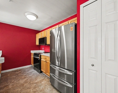 2878 Barclay Way - Photo Thumbnail 9
