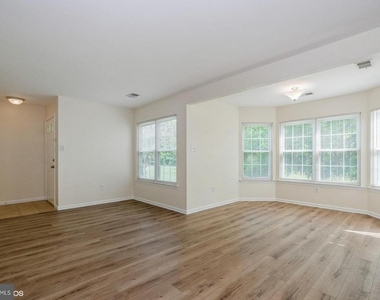 35019 Bennett Place - Photo Thumbnail 4