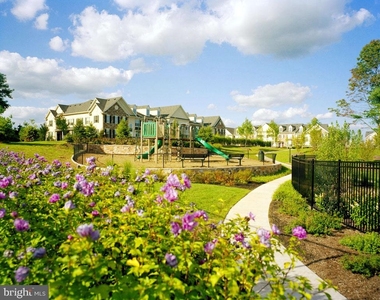 503 Cherrywood Court - Photo Thumbnail 10