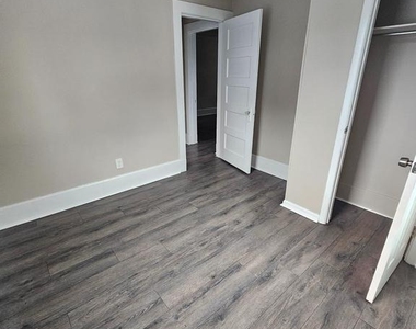 237 Cleveland St - Photo Thumbnail 8