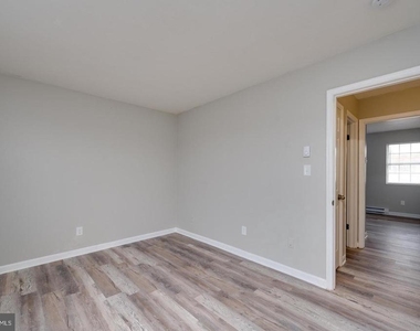 65 North St - Photo Thumbnail 10