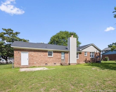 1067 Pleasant Oak Drive - Photo Thumbnail 14