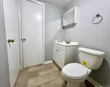 7013 Darnell Street - Photo Thumbnail 6