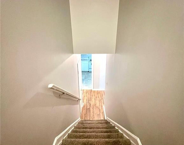 7013 Darnell Street - Photo Thumbnail 8