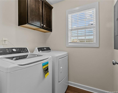 266 Ivywood Lane - Photo Thumbnail 16