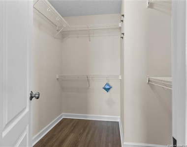 266 Ivywood Lane - Photo Thumbnail 11