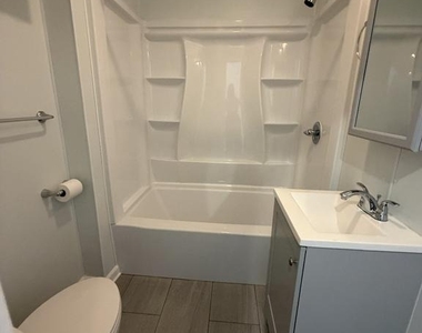 1262 S Broad Street - Photo Thumbnail 8