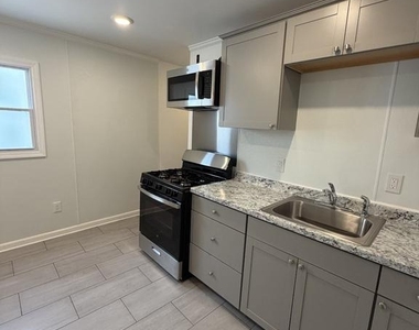 1262 S Broad Street - Photo Thumbnail 4