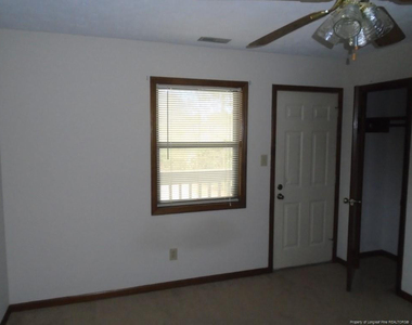 5906 Notblake Avenue - Photo Thumbnail 7