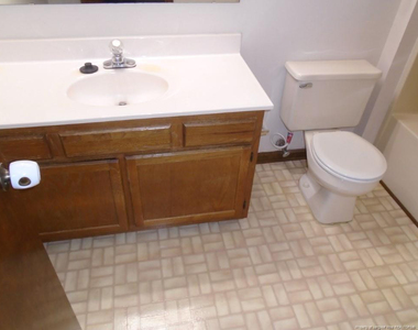 5906 Notblake Avenue - Photo Thumbnail 3
