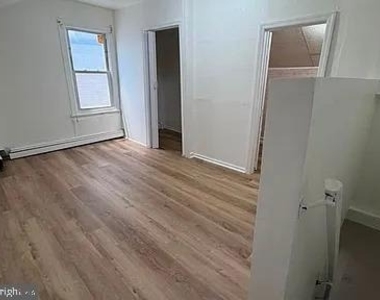 86 Spring Street - Photo Thumbnail 5