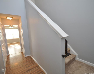 202 Thorncrest Drive - Photo Thumbnail 1