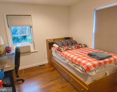 218 Birch Avenue - Photo Thumbnail 6