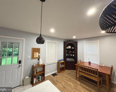 218 Birch Avenue - Photo Thumbnail 13