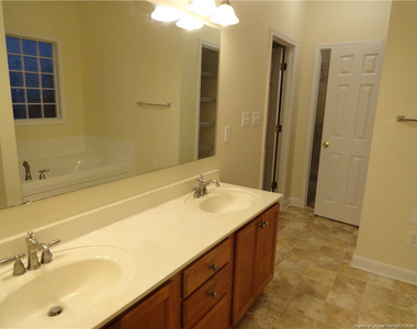1107 Thistle Gold Drive - Photo Thumbnail 16