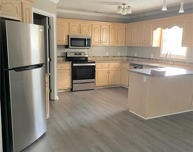6509 Van Nobbing Court - Photo Thumbnail 6