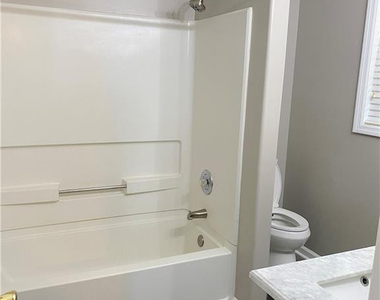 6509 Van Nobbing Court - Photo Thumbnail 9