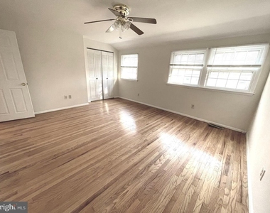 1717 Red Oak Road - Photo Thumbnail 9